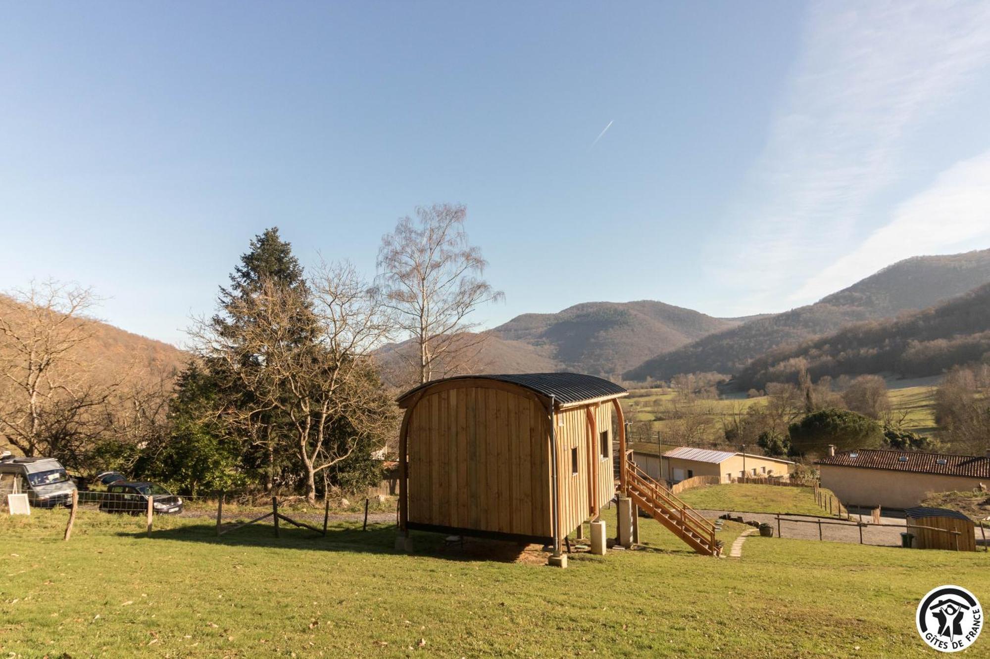 Gite Cabane Insolite Pyrenees Sauveterre Exterior foto